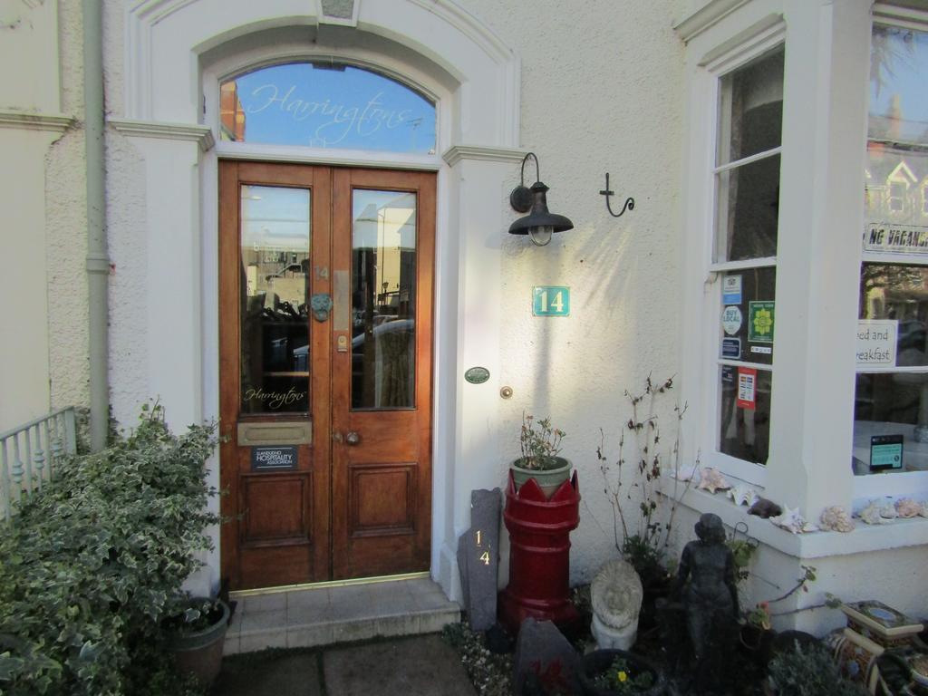 Harringtons At 14 3* Llandudno
