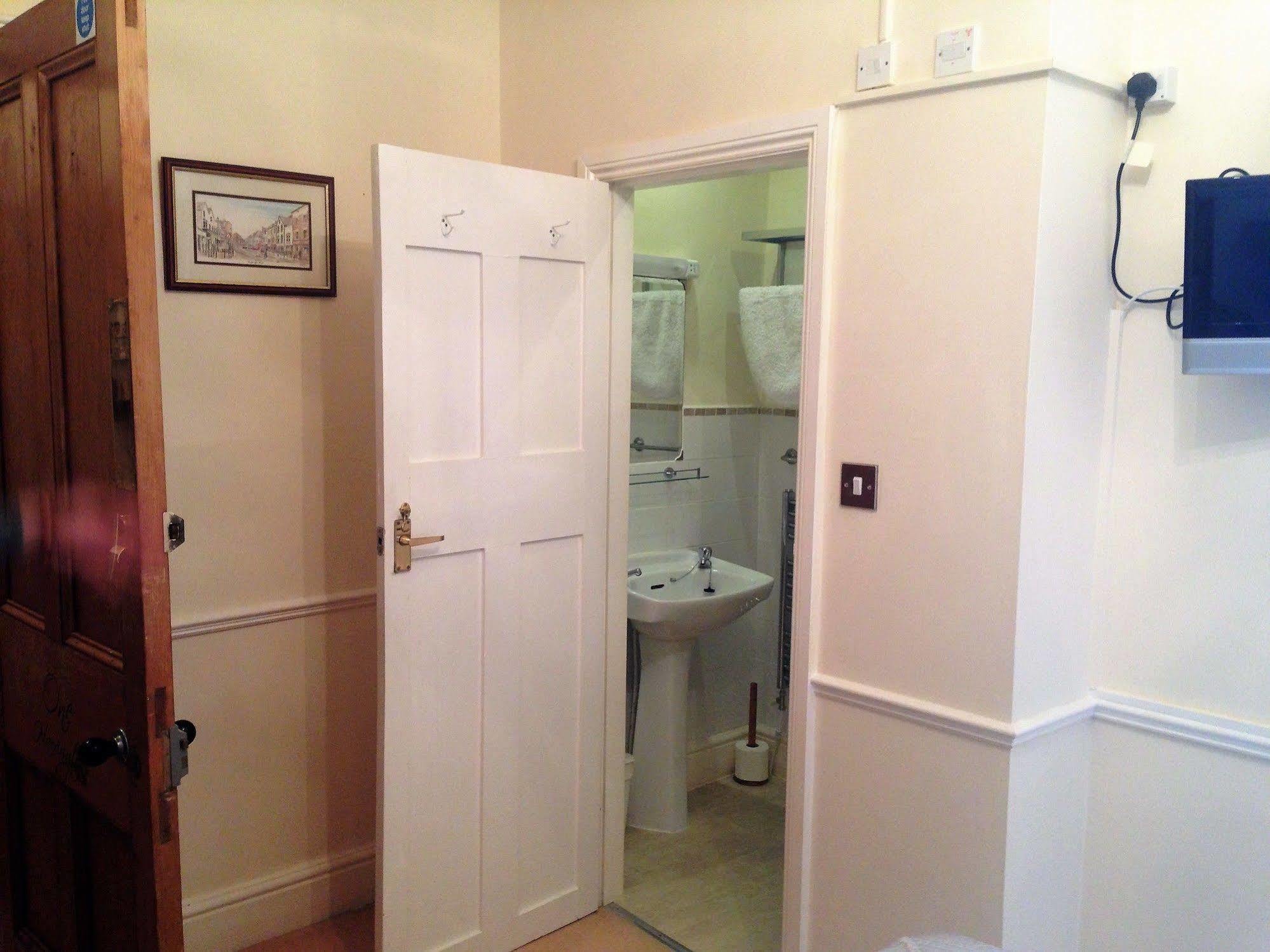 Harringtons At 14 Guest house