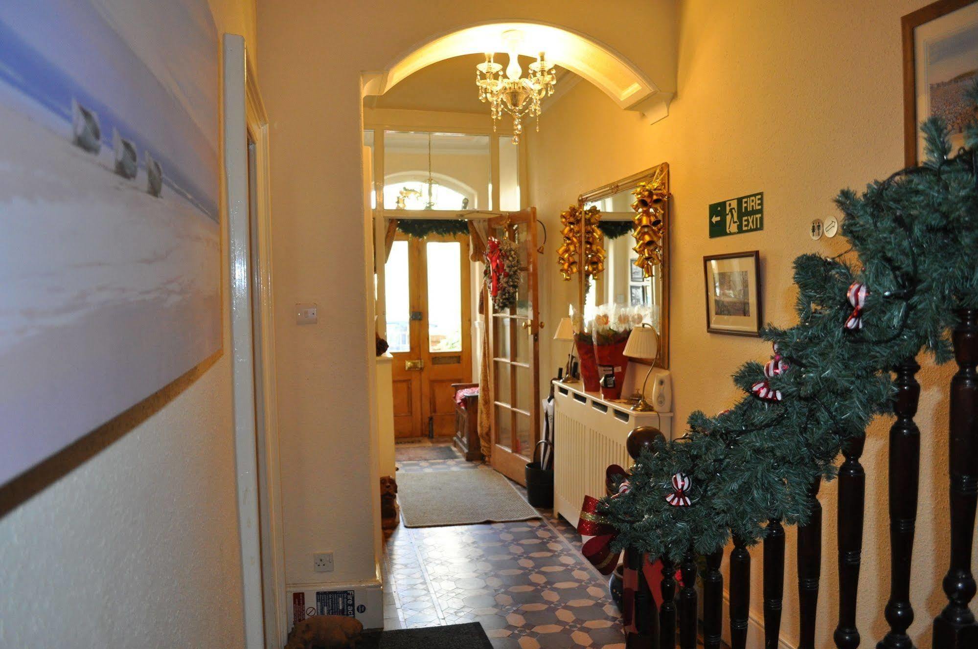 Harringtons At 14 Guest house Llandudno